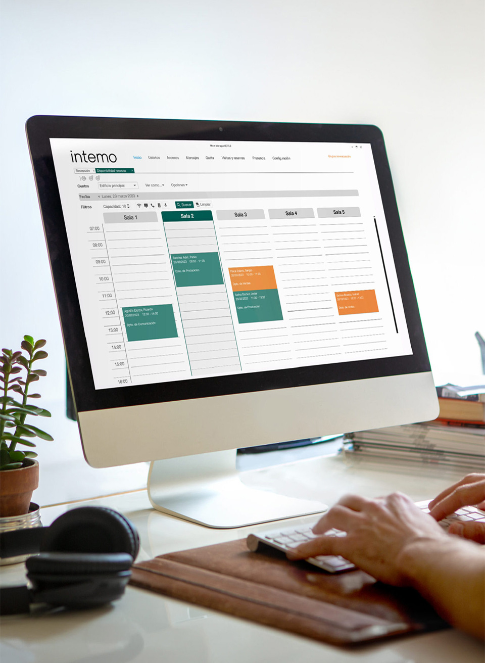 Move_manager_mockup_3_baixa-scaled-e1744632410973 Move manager mockup 3 baixa scaled e1744632410973 1